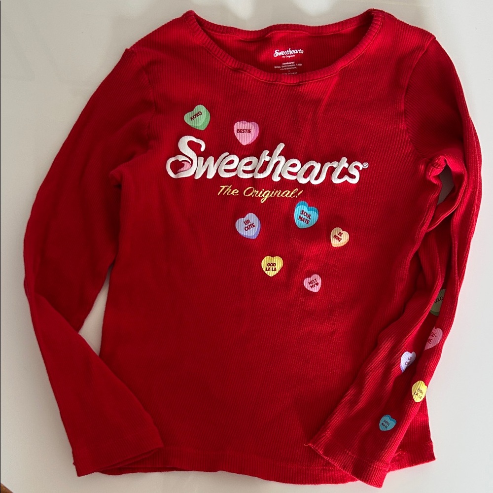 Sweetheart Clothing Red Long Sleeve Kids Tee size 7 years